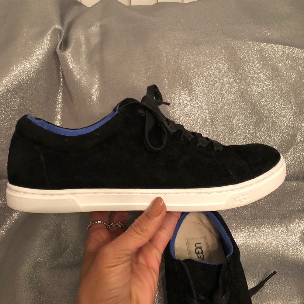 Women’s Ugg sneaker Size 9 Black suede